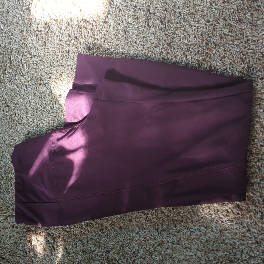 ❤️Purple/burgundy 7/8 leggings